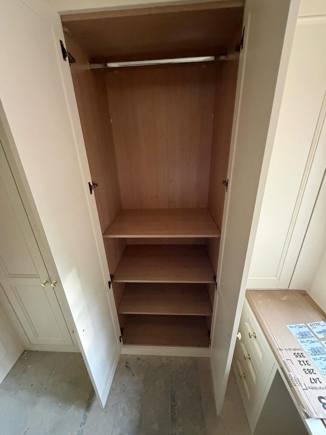 Fitted wardrobe